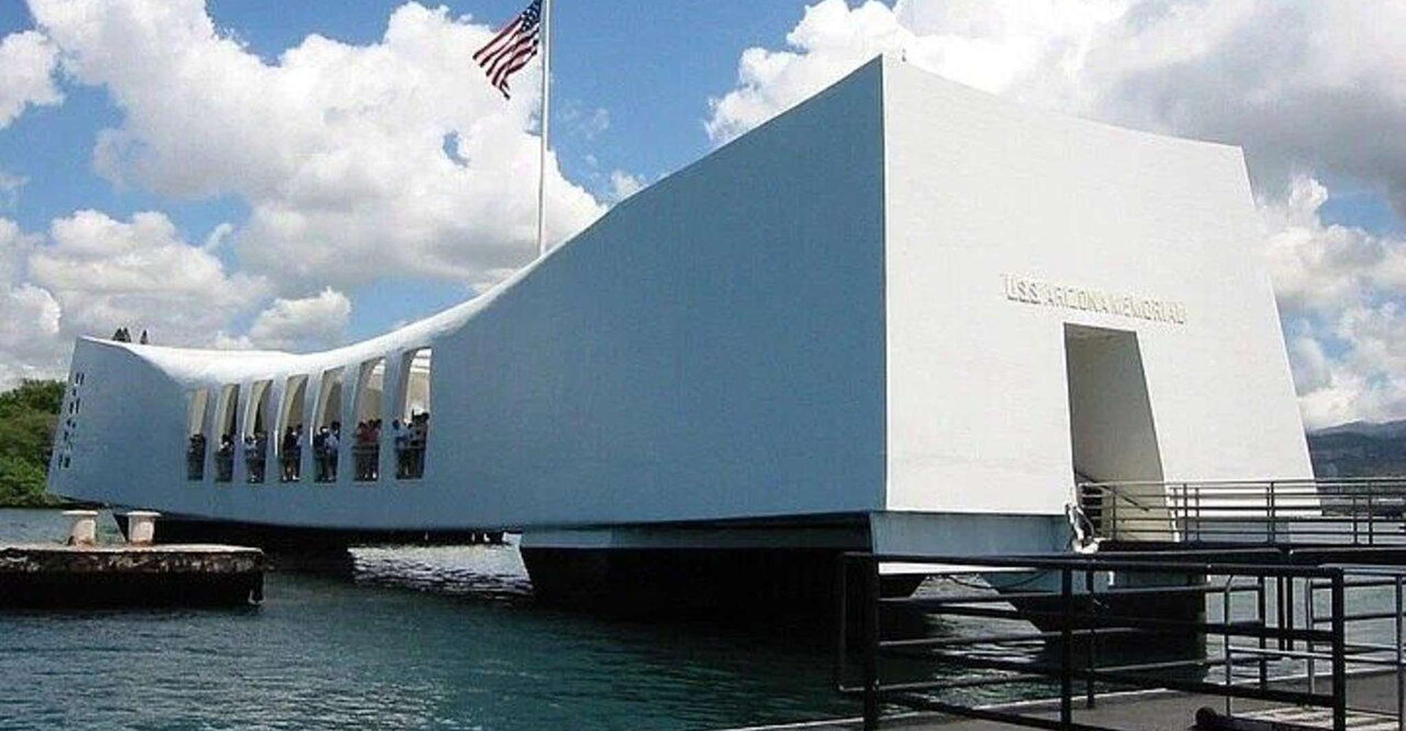 Honolulu Pearl Harbor Memorial Tour in Honolulu, Hawaii