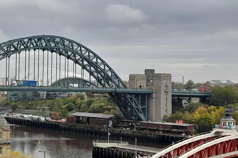 Explora Newcastle: Visitas guiadas de 2 horas por la ciudad en italiano o inglés