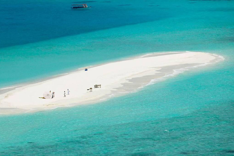 Cidade de pedra e banco de areia de Nakupenda