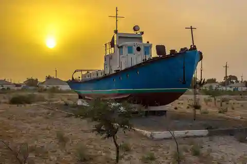 Muynak Ship Cemetery Tour From Nukus