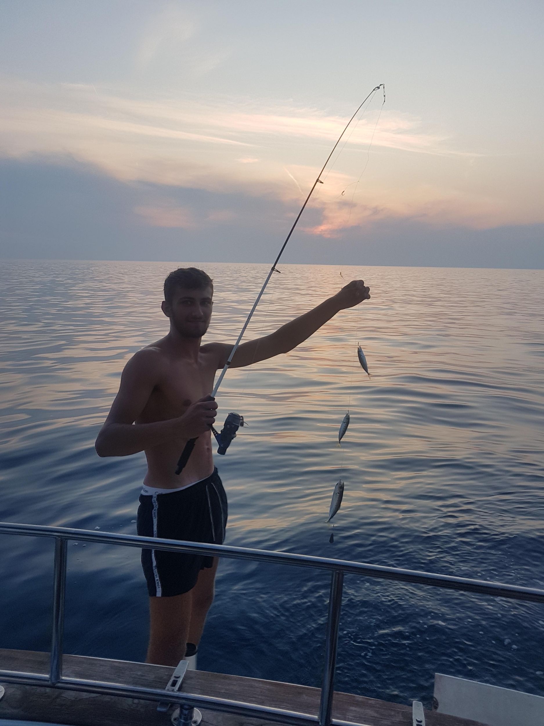 Poreč: Private Bootstour mit Delfinbeobachtung und Angeln
