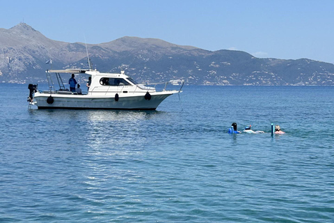 Corfu: Passeio de barco particularCorfu: Excursão de 1 dia em um barco particular