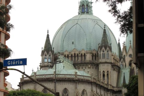 São Paulo: Private Walking Tour with a Local