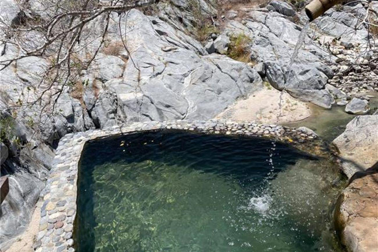 Huatulco: Tour delle sorgenti termali del fiume Xadani con pranzo