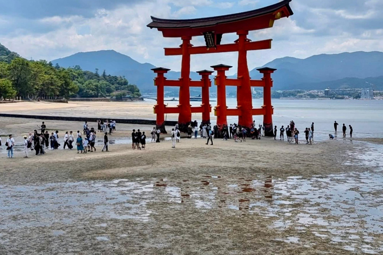 Osaka/Kyoto: Hiroshima & Miyajima UNESCO Sites Private Tour