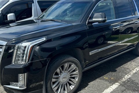 St Lucia: Luxury Escalade Transfers