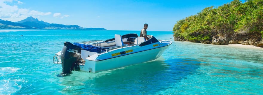 Excursion en hors-bord à l'île aux Cerfs avec prise en charge et déjeuner barbecue