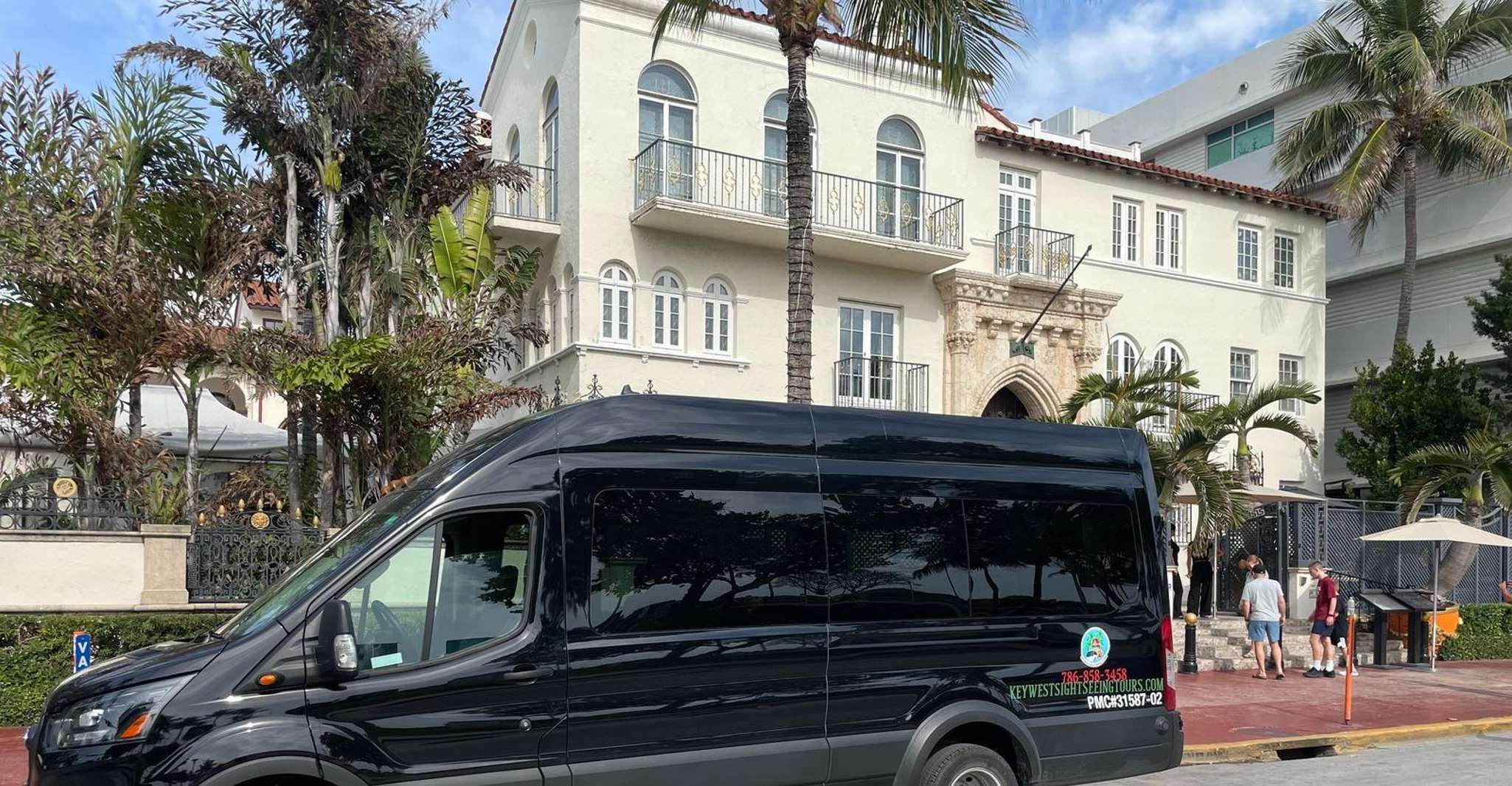 Miami City Tour: 5 Sites, 4 Stops, One Epic Experience photo 5