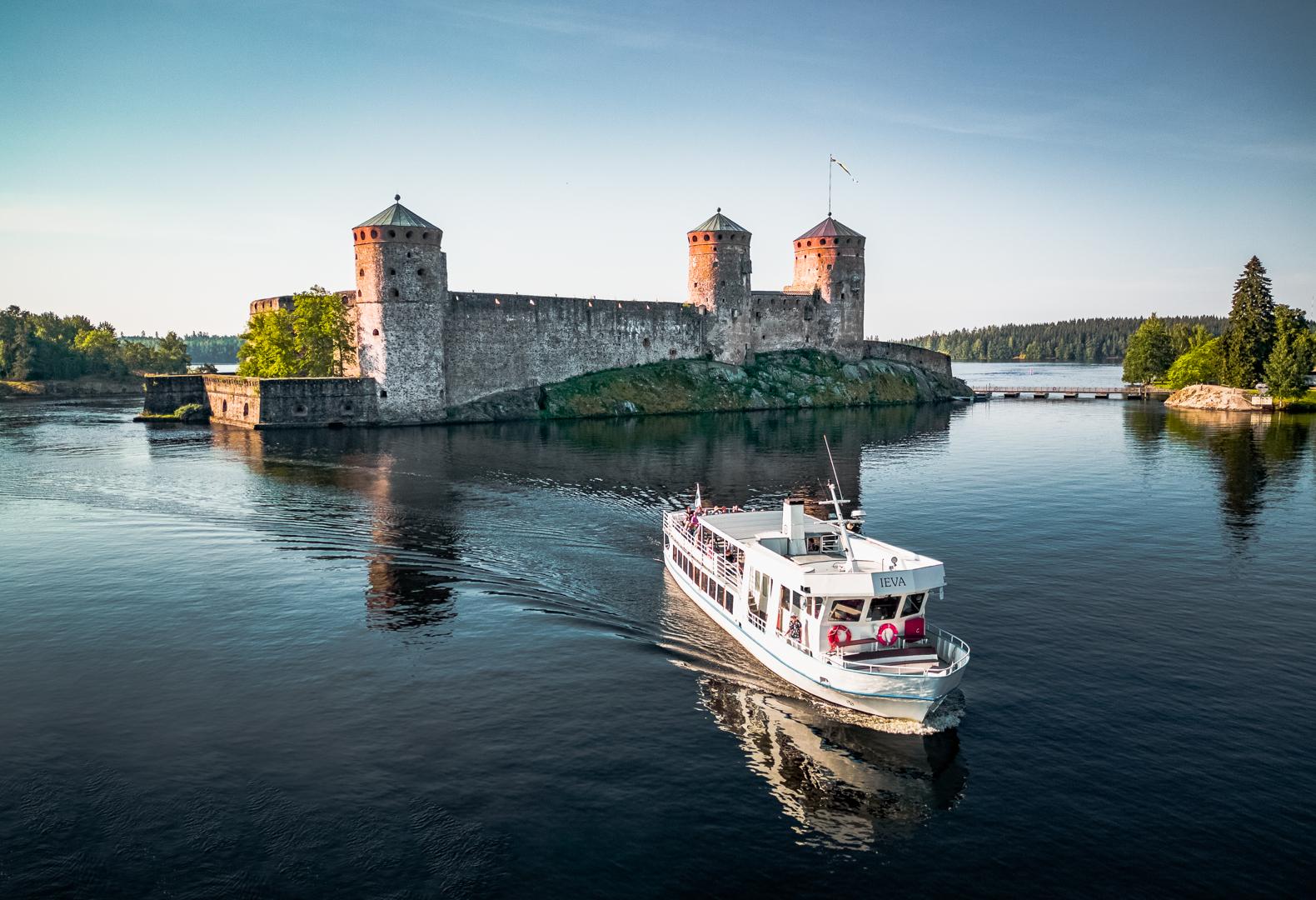 Savonlinna: Sightseeing-Bootsfahrt durch die Stadt und zur Burg auf dem Saimaa-See