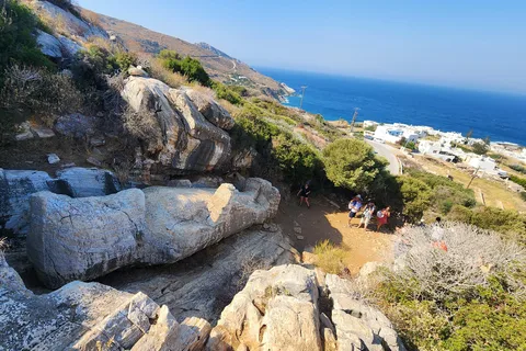 Naxos: Highlights Full-Day Tour by Bus