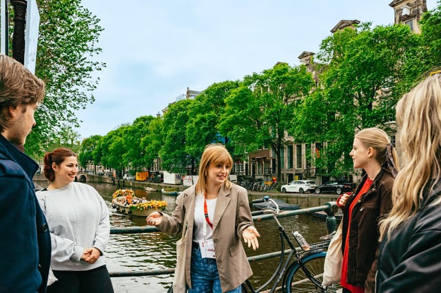 Amsterdam: Tour culturale della città in tedesco o in inglese