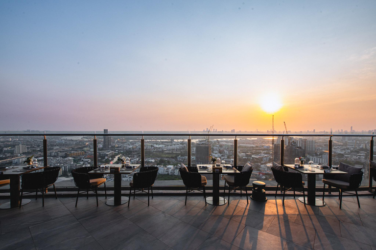 Bangkok: Cielo Sky Bar & Restaurant Rooftop Sharing Set for 2 People