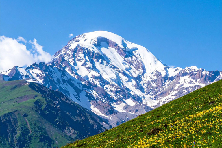 Kazbegi Day Tour from Tbilisi with Local Tastings