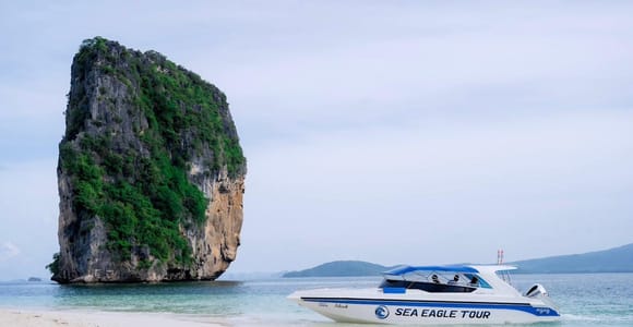 Krabi: 4 Islands Day Trip by Speedboat Including Lunch Box