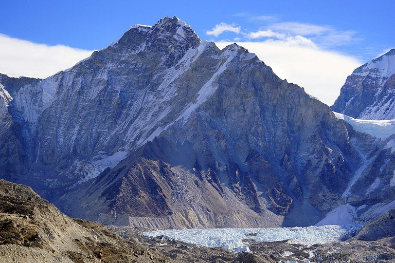 Everest Base Camp: 9-Day Trek and Helicopter Tour