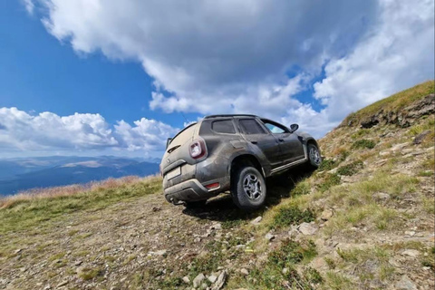 Bucharest: 2-Day Private 4x4 Carpathian Adventure
