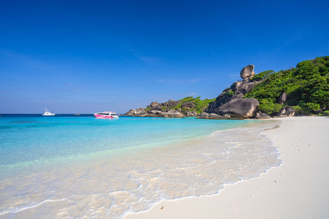 Similan Island - Plongée en apnéeOption bateau rapide