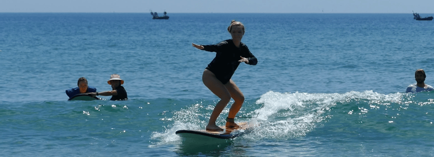 Cours collectifs Pro Surf à Da Nang Vietnam