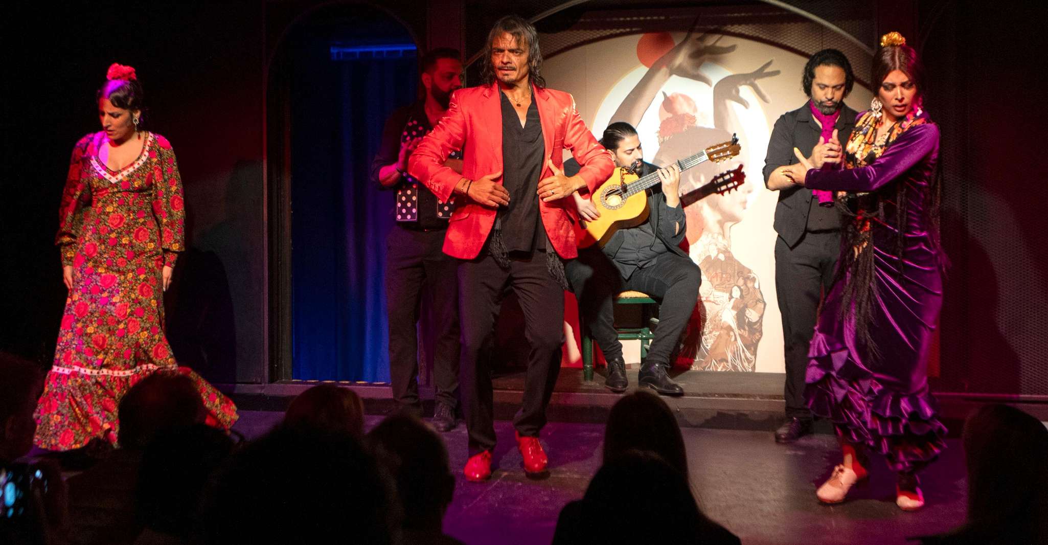 Barcelona: Flamenco Show with Drink Option at La Rambla photo 8