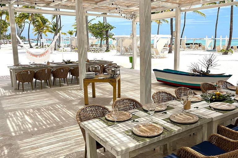 Punta Cana: Hoyo Claro Cenote and Juanillo Beach Tour