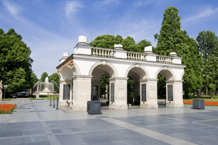 Warsaw: Royal, Old Town, Vistula & Lazienki Park Bike Tour