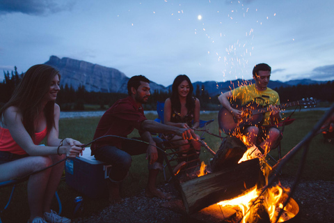 Banff: REMOTE Campfire Experience with Evening Walk - 2hrs
