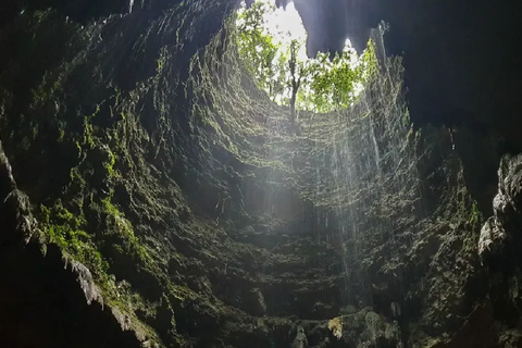 Yogyakarta: Jomblang Grot en Pindul Grot Tour met Lunch