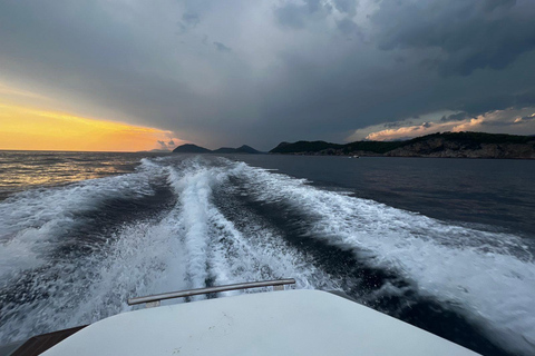 Luxury Private Sunset Cruise with Champagne & Canapés