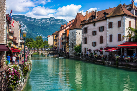 From Geneva: Annecy and Yvoire Private Day Trip