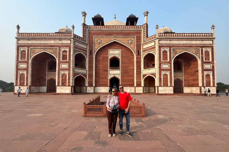 Delhi: Old and New Delhi Private Full or Half-Day Tour Full Day Tour with Guide Only - (Without Car & Driver)
