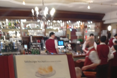 VIP Tour: Nürnberg-Munich-Salzburg + Transfer, Hotel & Meals