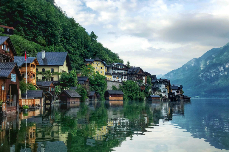 From Salzburg: Private Day Trip to Hallstatt with St. Gilgen