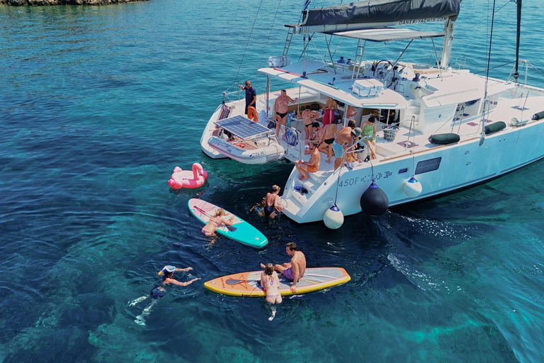 Souda: Premium Catamaran Cruise to Marathi Bay with Lunch w/Transfer from Agia Marina - Kolimvari