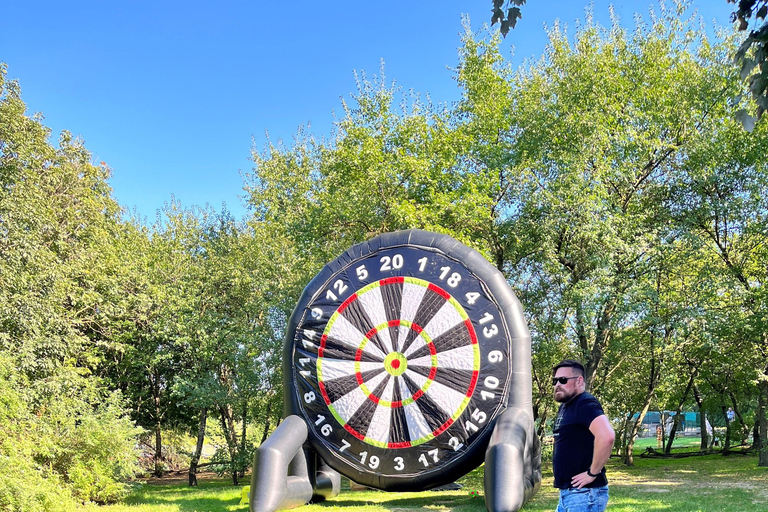 Bratislava: esperienza di footdarts con istruttoreBratislava: Prova il footdarts con un istruttore
