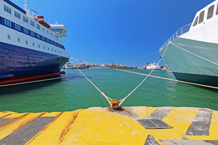 Privévervoer tussen de luchthaven van Athene en de haven van PiraeusNight Transfer