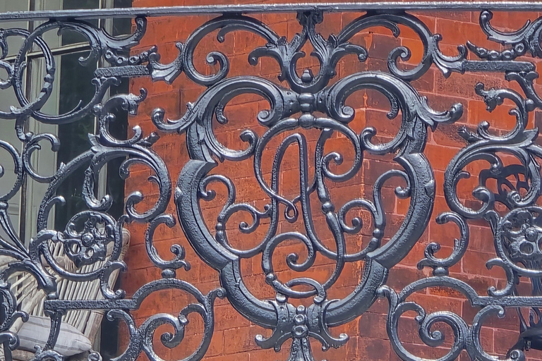 New Orleans' Gilded Grit: Women’s History Walking Tour