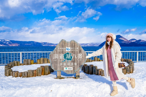 Hokkaid: Lake Shikotsu Ice Festival & Lake Toya Day Trip