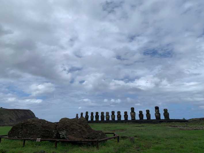 Private tour: where the history of the Moai was born