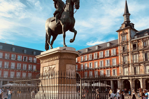 Madrid: Welcome to Madrid Guided Walking Tour in English Madrid: Welcome to Madrid Guided Walking Tour