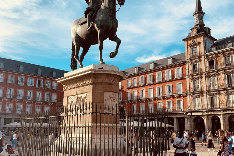 Madrid: Welcome to Madrid Guided Walking Tour in English Madrid: Welcome to Madrid Guided Walking Tour