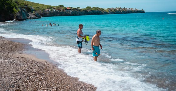 Willemstad: Turtle Snorkel & West Coast Beaches Tour
