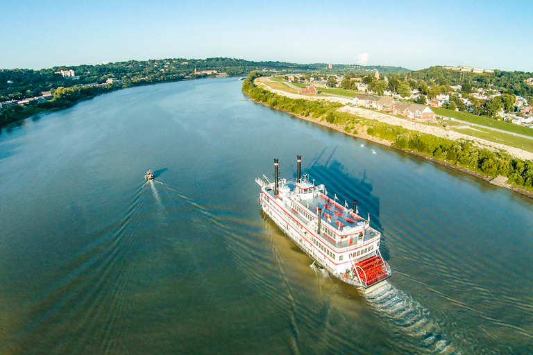 Cincinnati: Riverboat Cruise with Lunch and Entertainment