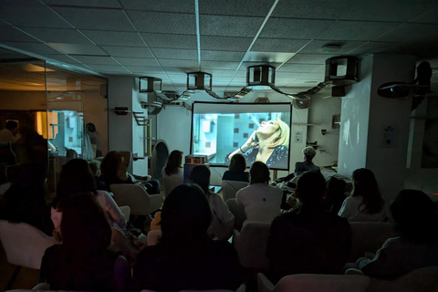 Malaga centro historico: Paws For A Moment Cat Cafe