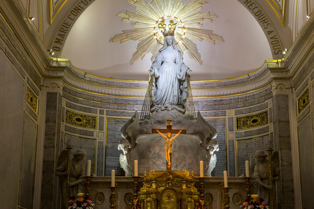 Chapel of Our Lady of the Miraculous Medal Paris Guided Tour