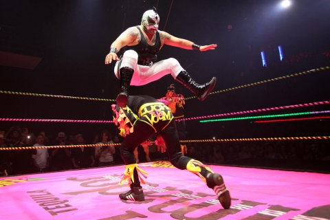 Mexico City: Lucha Libre Show with Tacos, Beer, and Mezcal Arena Coliseo — Saturdays