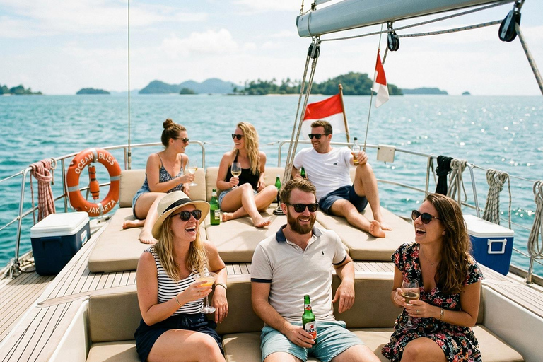 Jakarta Highlights, Level 109 & Optional Yacht Tour Jakarta Highlights, Level 109 And Optiona Yacht Tour