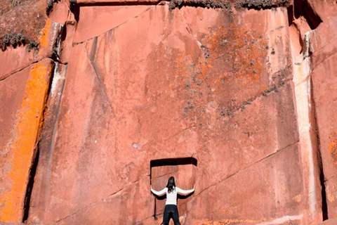 Puno: Viagem de 1 dia a Chucuito, Aramu Muru e Juli