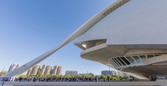 Valencia: Visit the Palau de Les Arts with an audio guide.