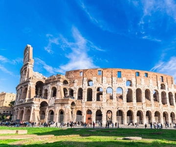 Best of Colosseum Experience: Exclusive Tour in 40 Languages