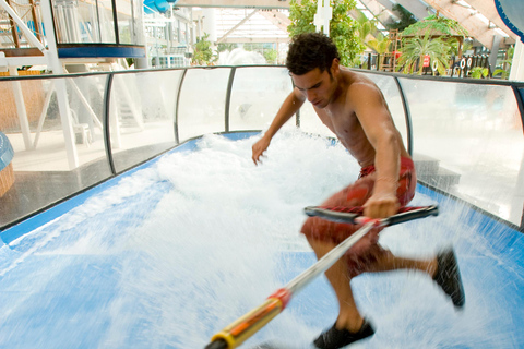 Paris: Eintrittskarte für den Wasserpark AquaboulevardParis: Aquaboulevard-Wasserpark-Eintrittskarte